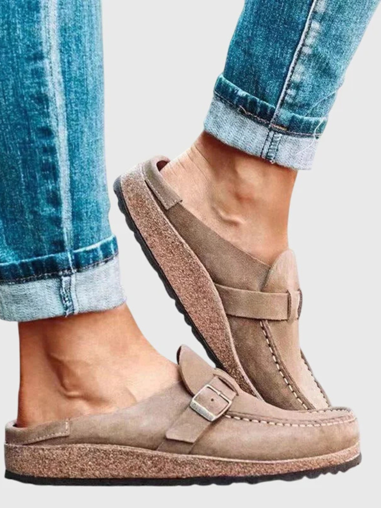 AMY COMFORT CLOGS