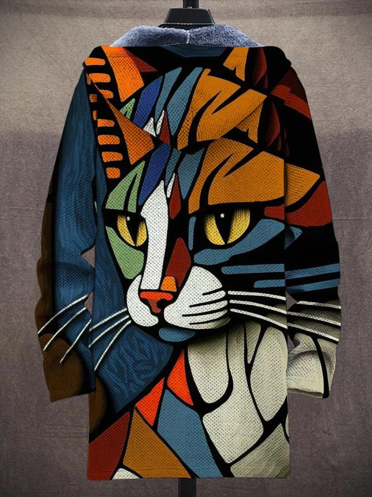 Azalia - A luxurious cardigan inspired by art