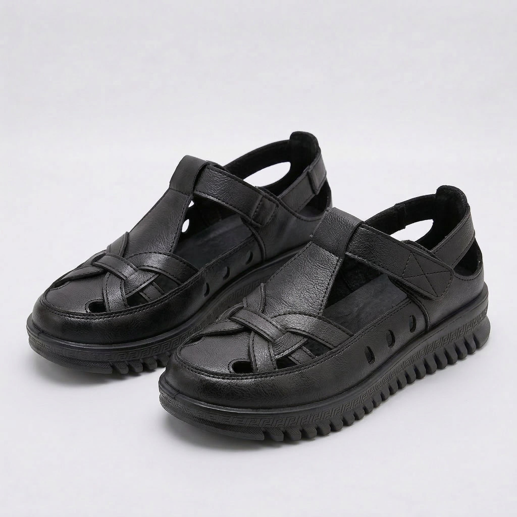 Delilah – Comfortable Sandals with a Stable Sole