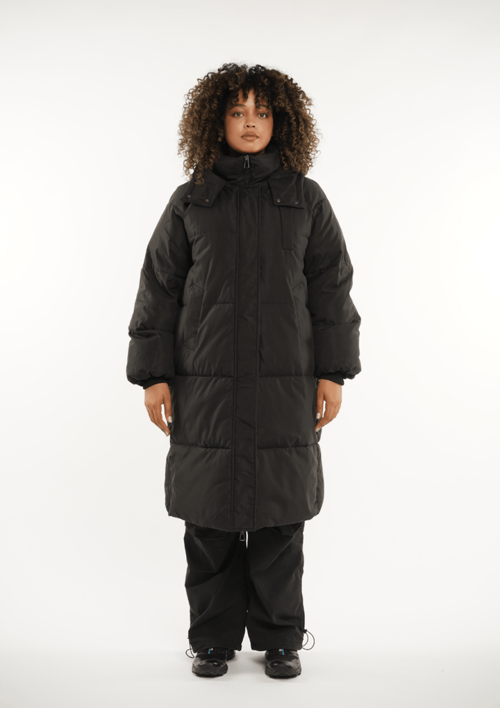 LUNA | HOODED LONG PUFFER JACKET