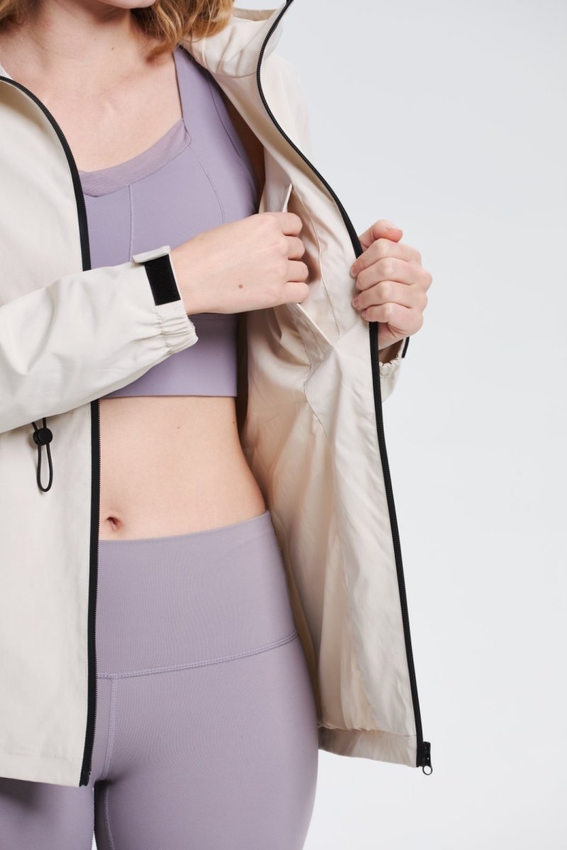 SAGE | LIGHTWEIGHT WATER REPELLENT RAINCOAT