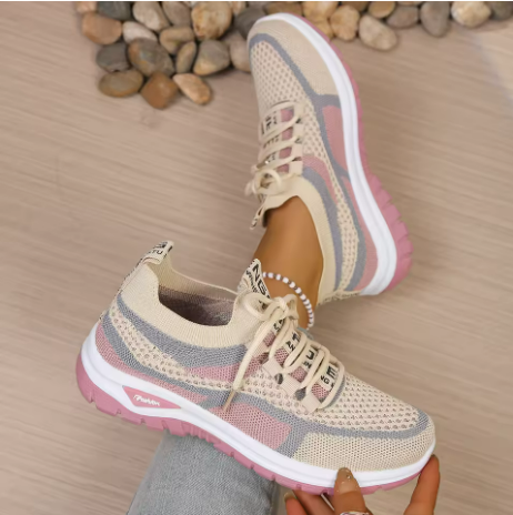 Eirlys - Featherlight Sneakers